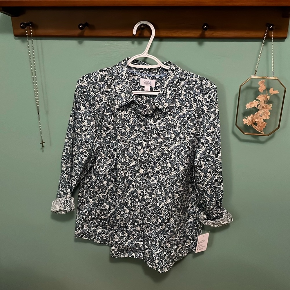 Croft and Barrow woman’s dress shirt